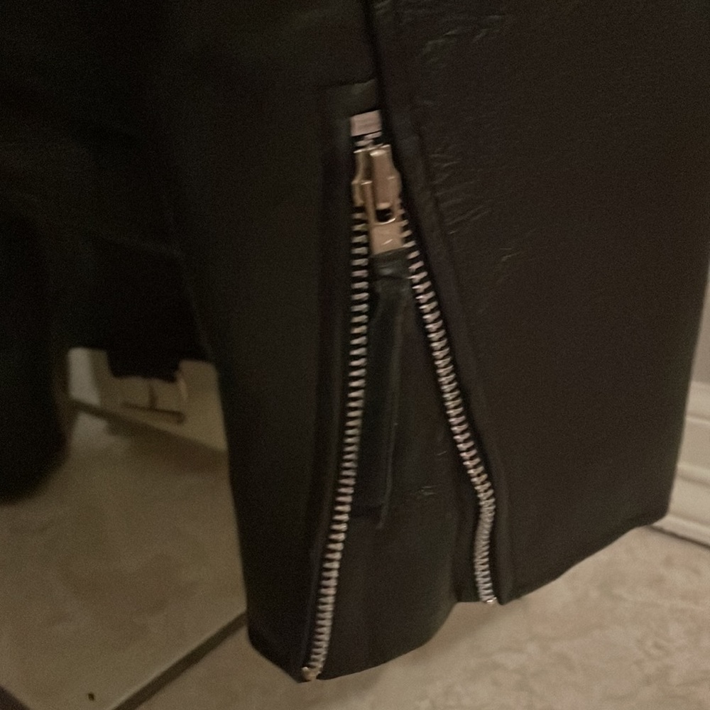 Revolve FMC leather jacket - Picture 10 of 12